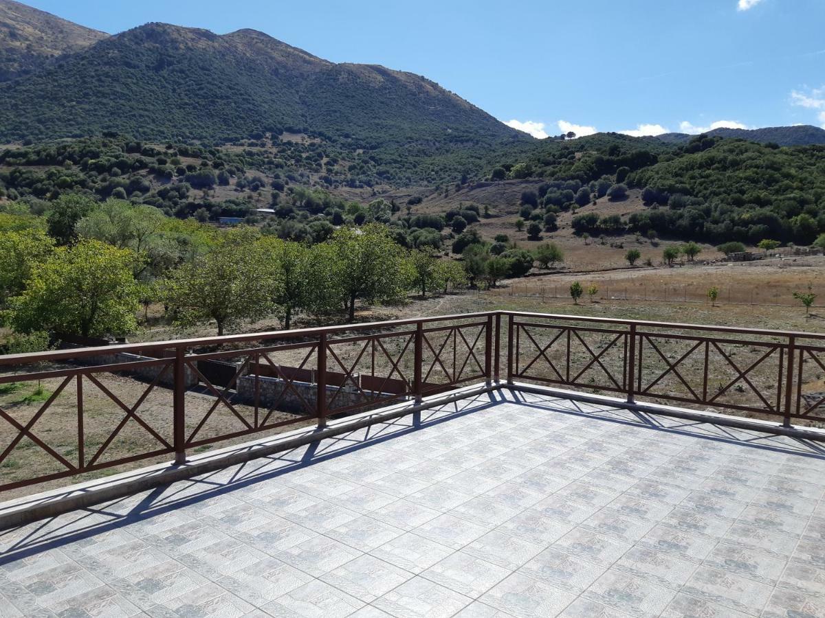 Ariadni Kalavryta Extérieur photo