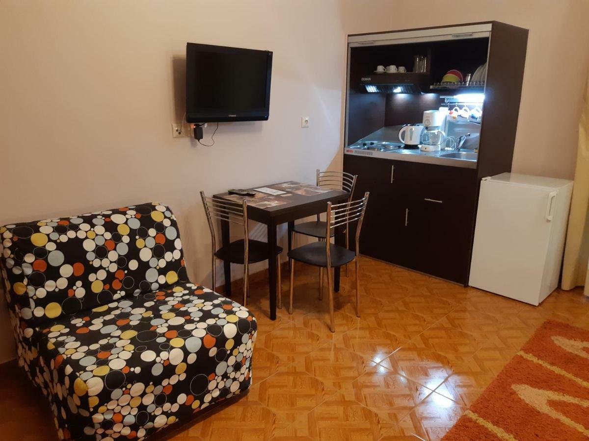 Ariadni Kalavryta Extérieur photo